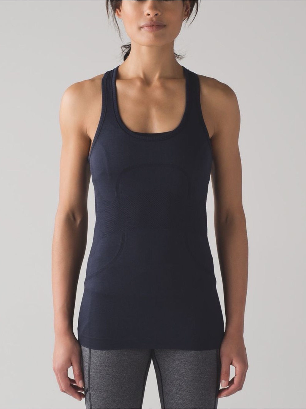 Lululemon Swiftly Tech Racerback Sz 6 In Midnight Navy / Midnight Navy